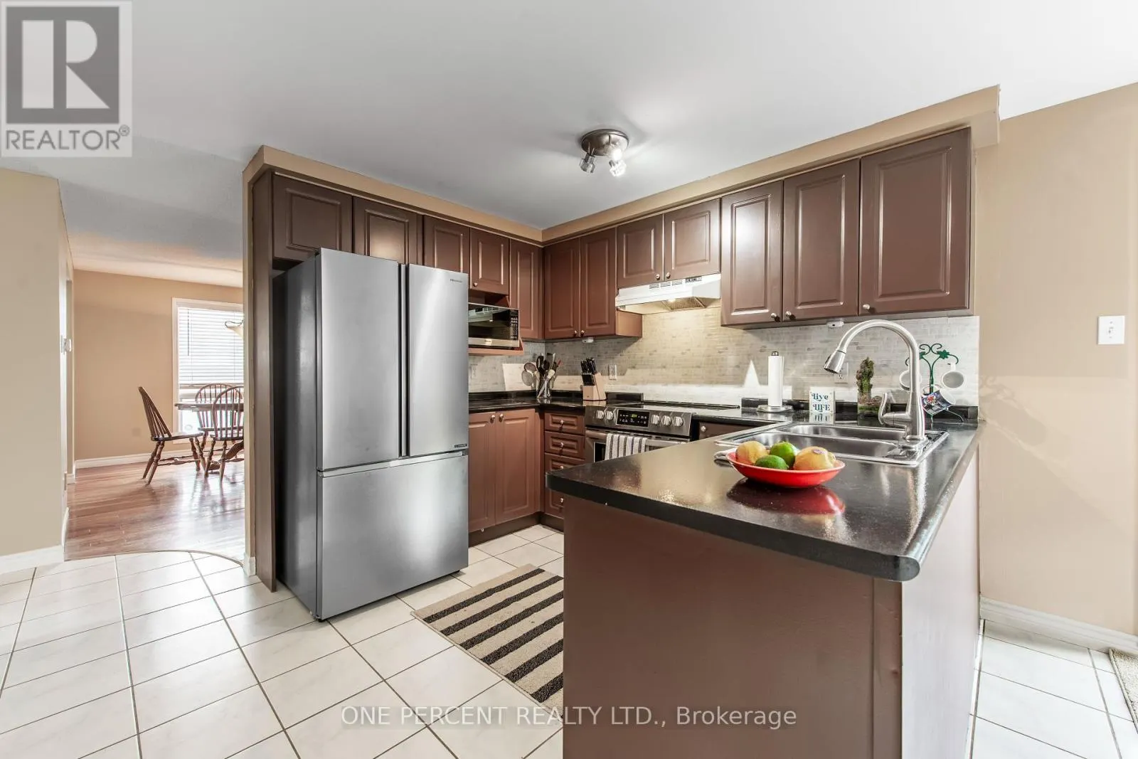 240 WALSH CRESCENT