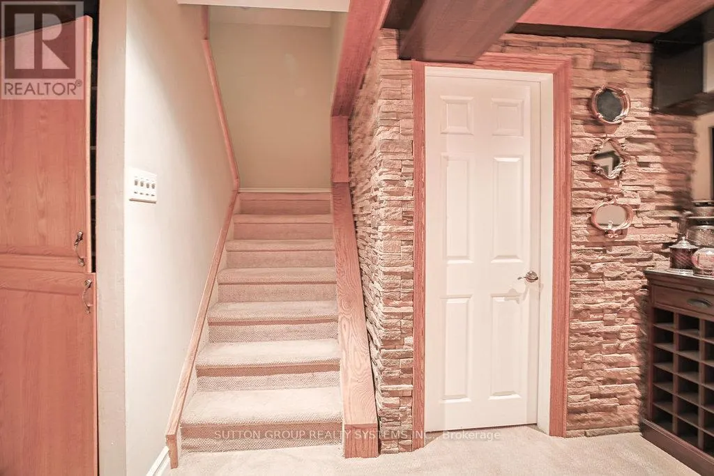 160 ALLAN DRIVE