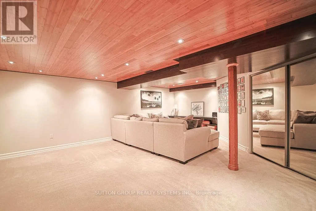 160 ALLAN DRIVE