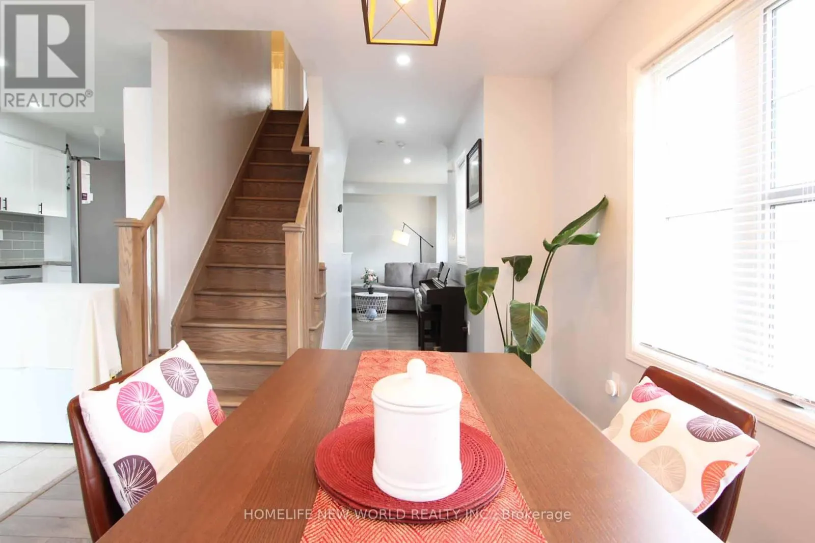 1593 LEBLANC COURT