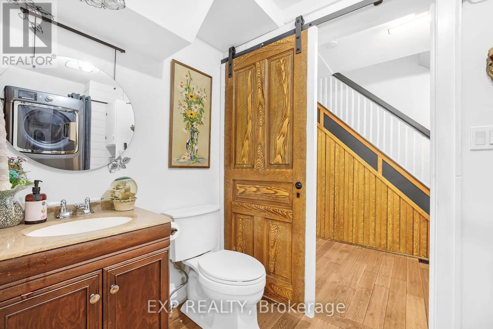 20 ELGIN STREET S