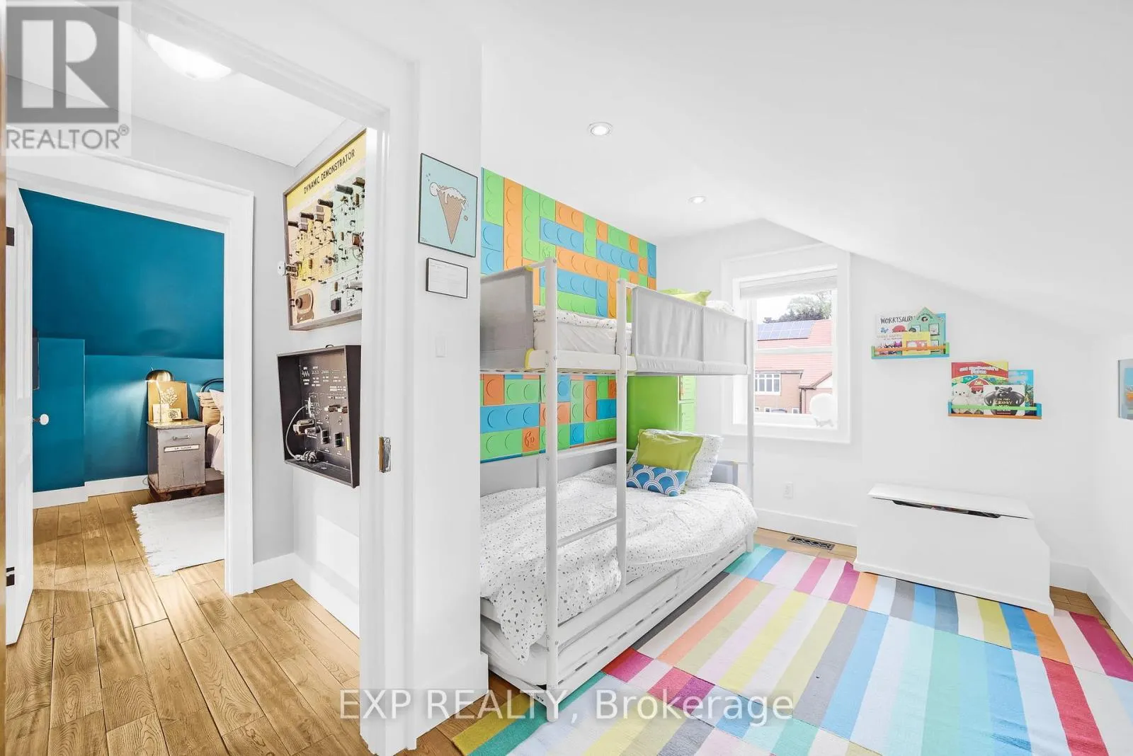 20 ELGIN STREET S