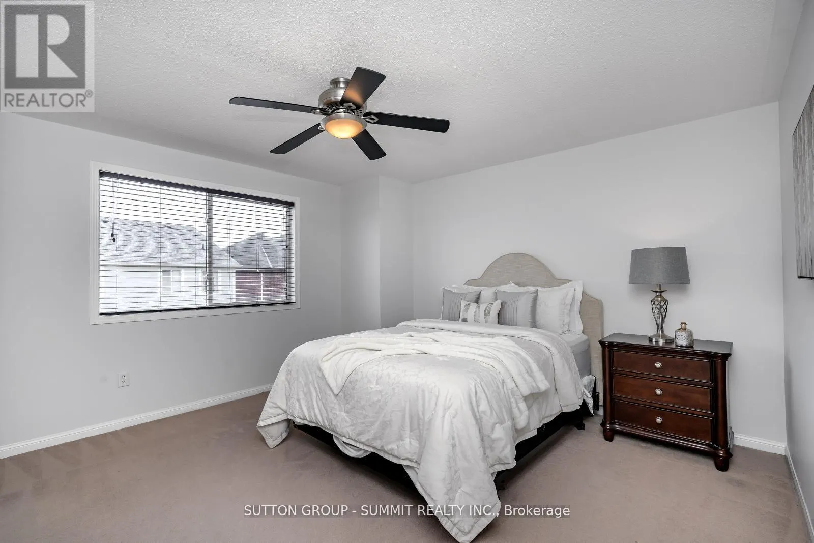 1283 ROBSON CRESCENT