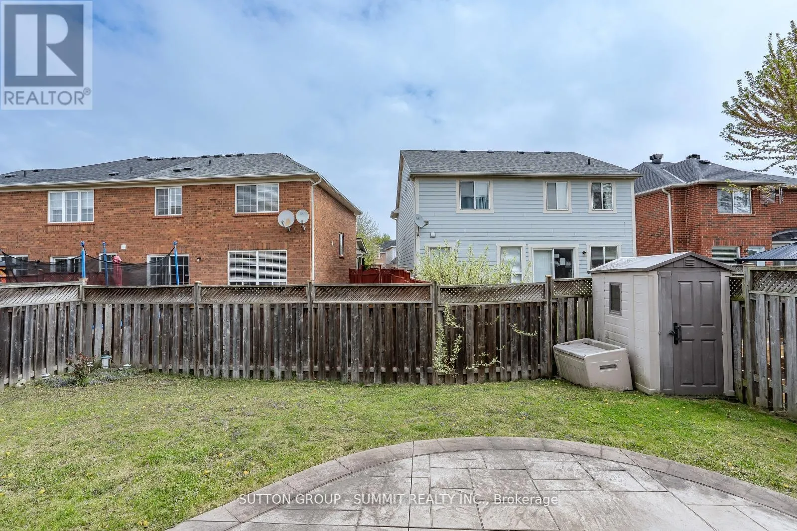 1283 ROBSON CRESCENT