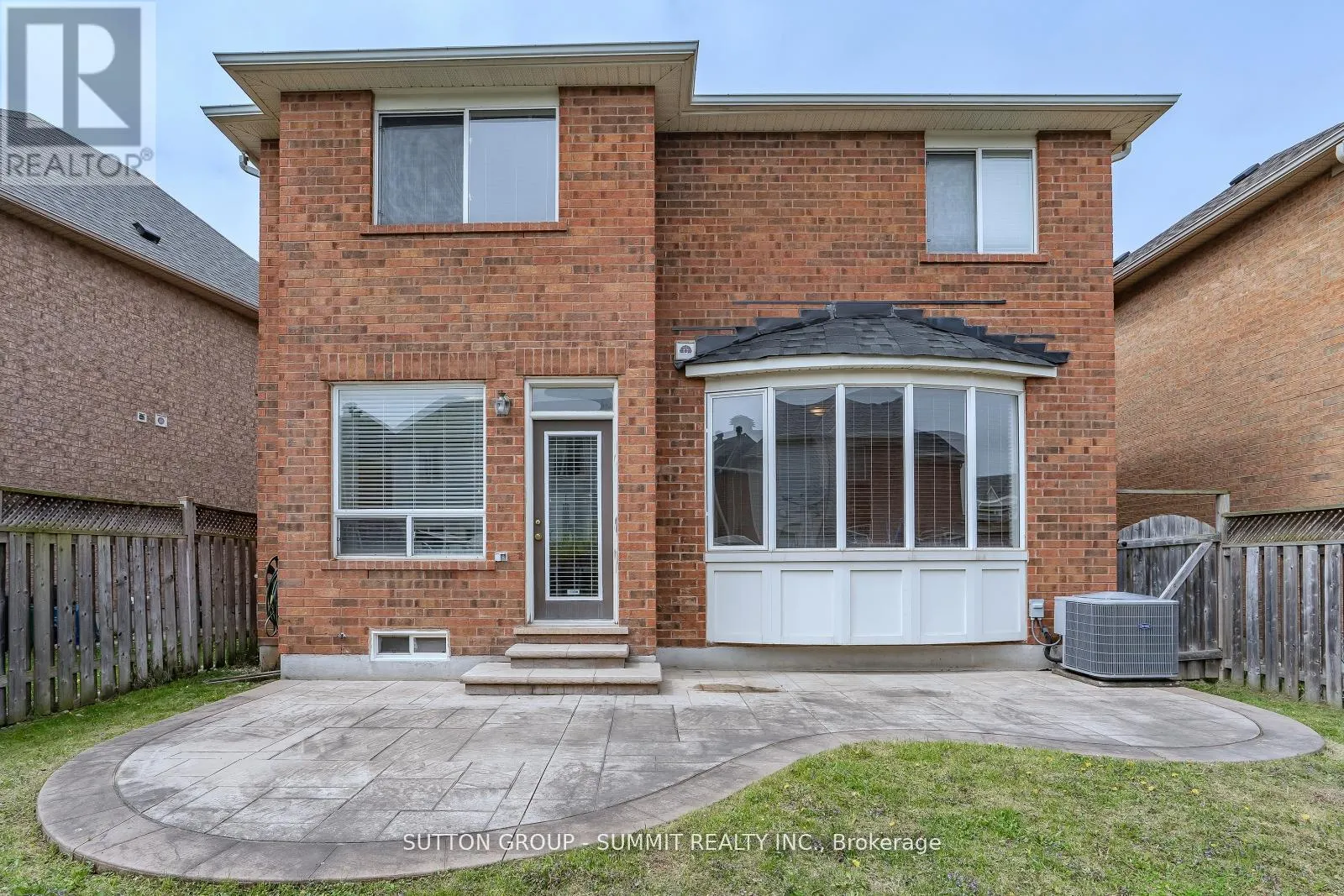 1283 ROBSON CRESCENT