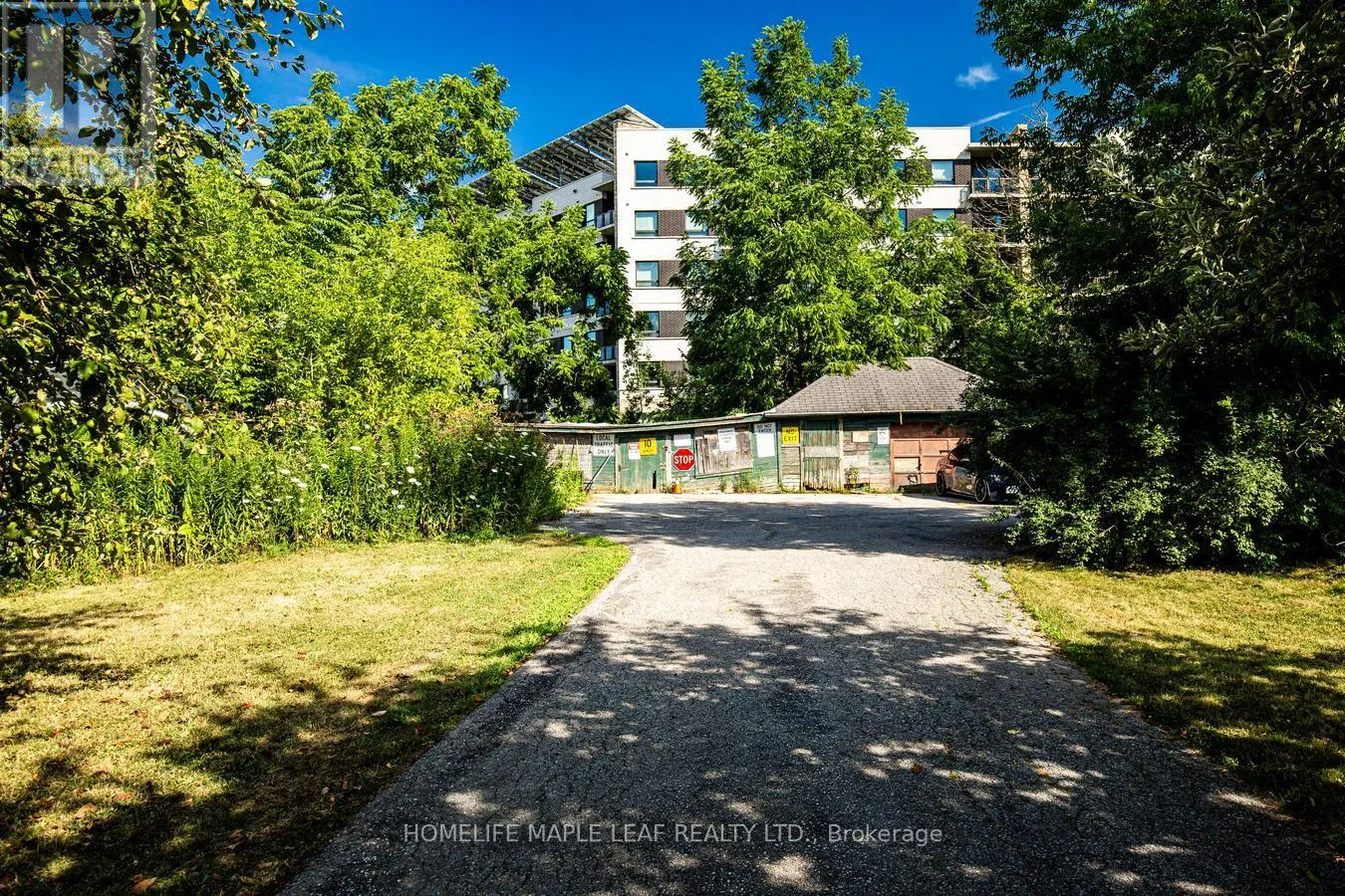 6830 MAIN STREET W