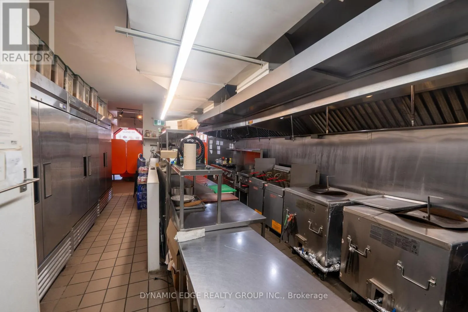 59 LAKESHORE ROAD E