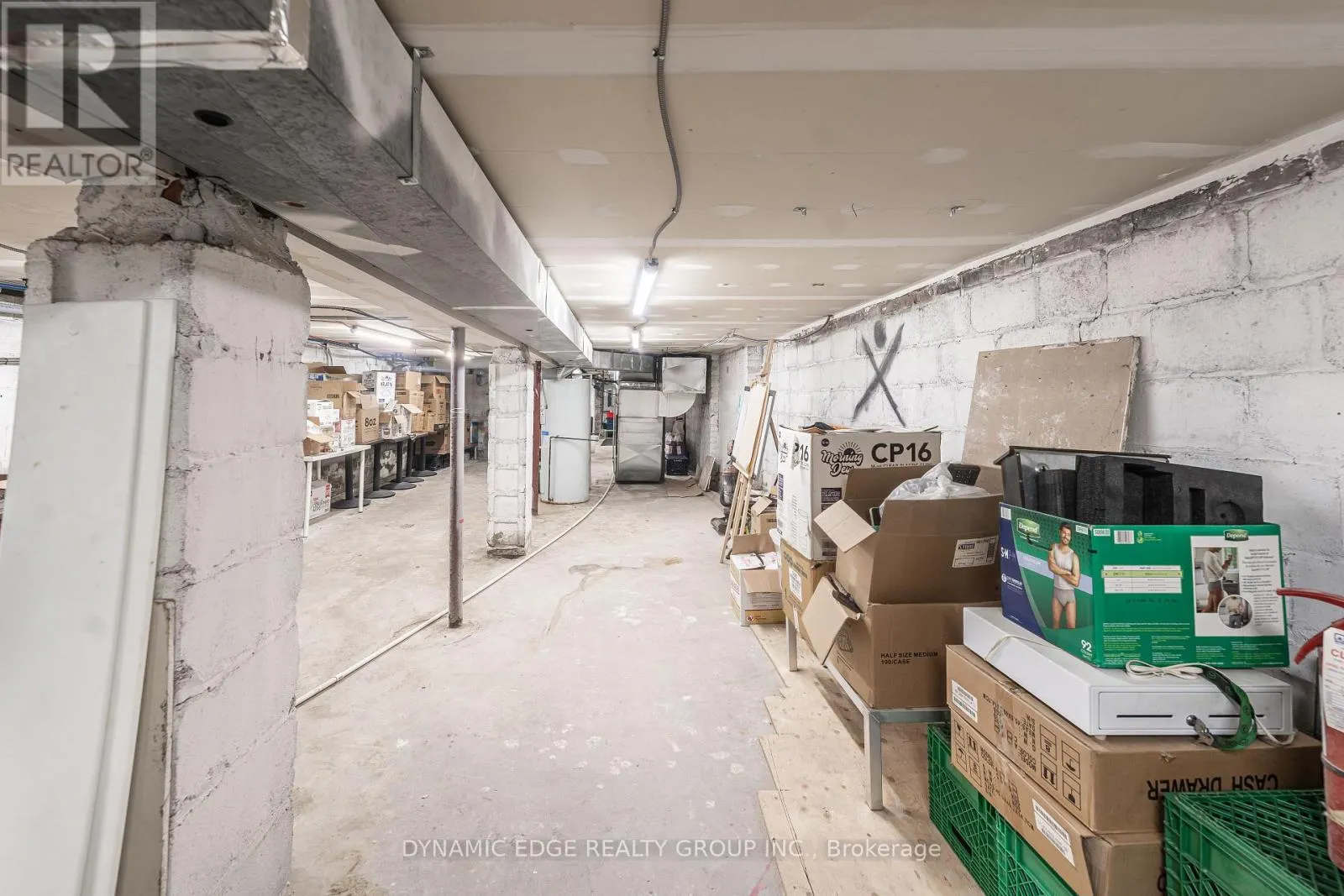 59 LAKESHORE ROAD E