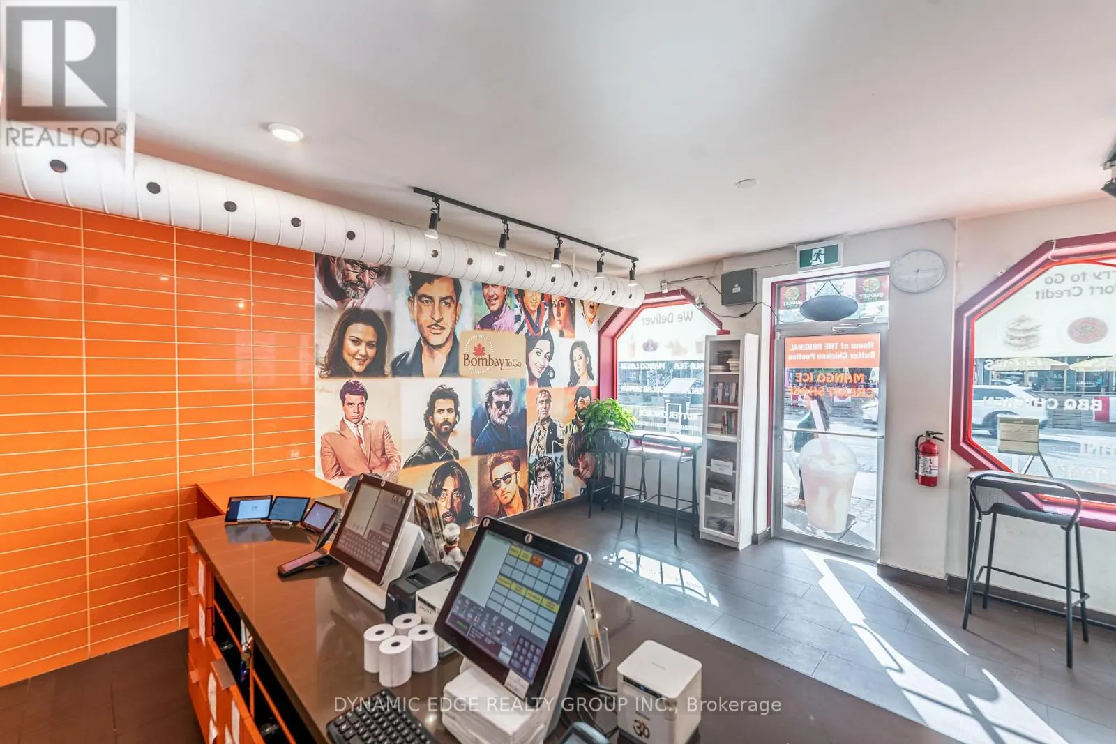 59 LAKESHORE ROAD E
