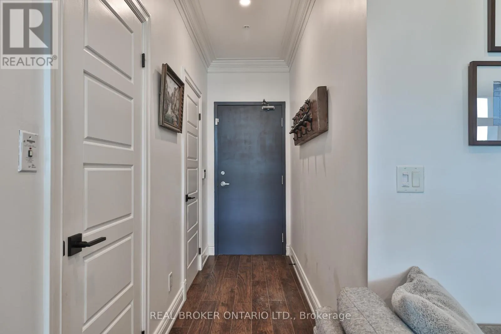 107 - 155 LEGION ROAD N