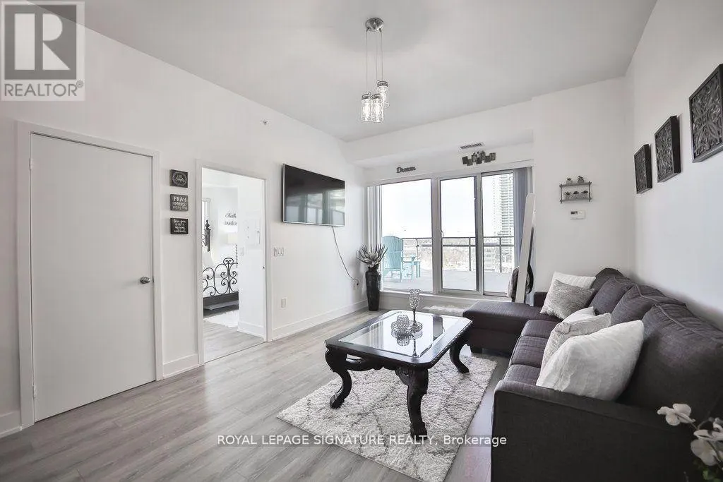 913 - 30 SHORE BREEZE DRIVE