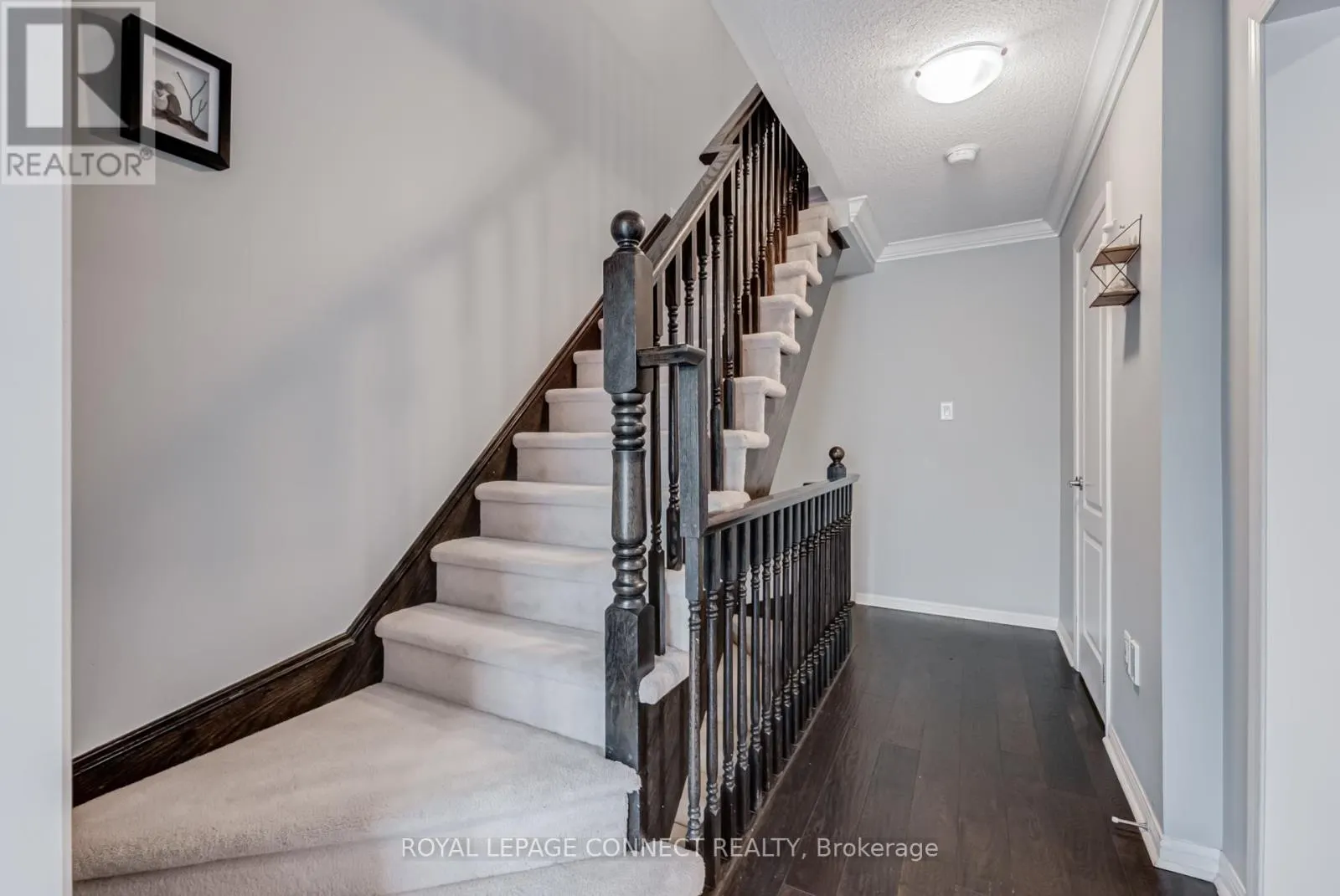 223 WOODLEY CRESCENT