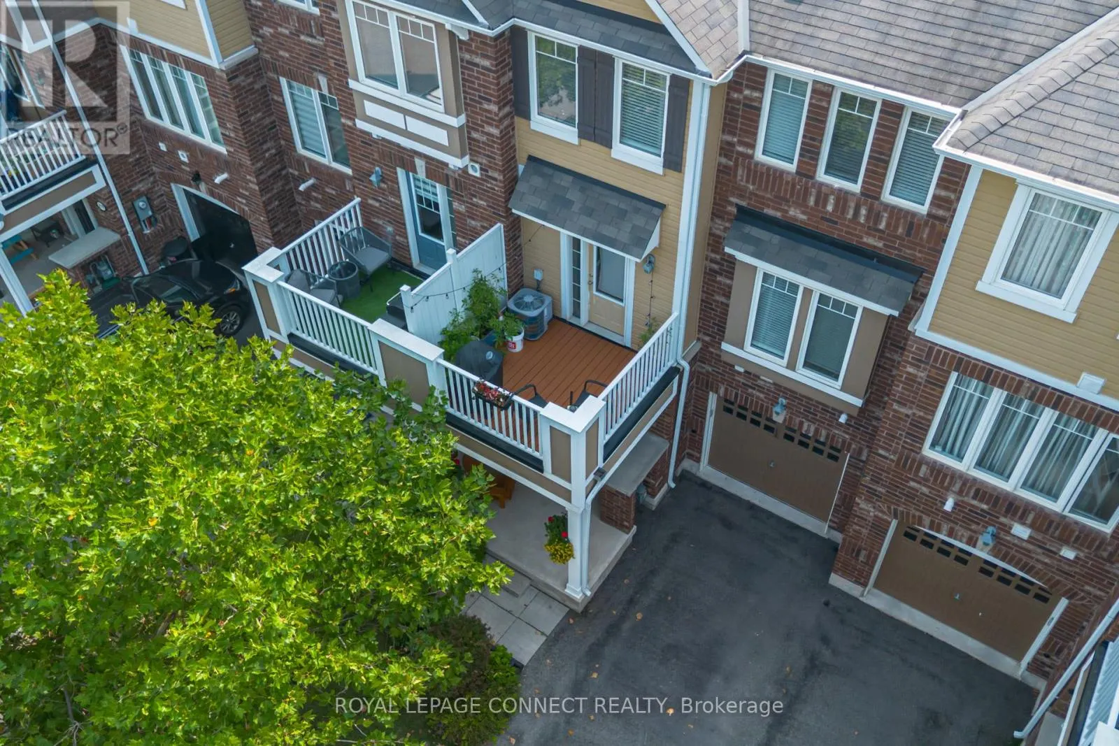 223 WOODLEY CRESCENT