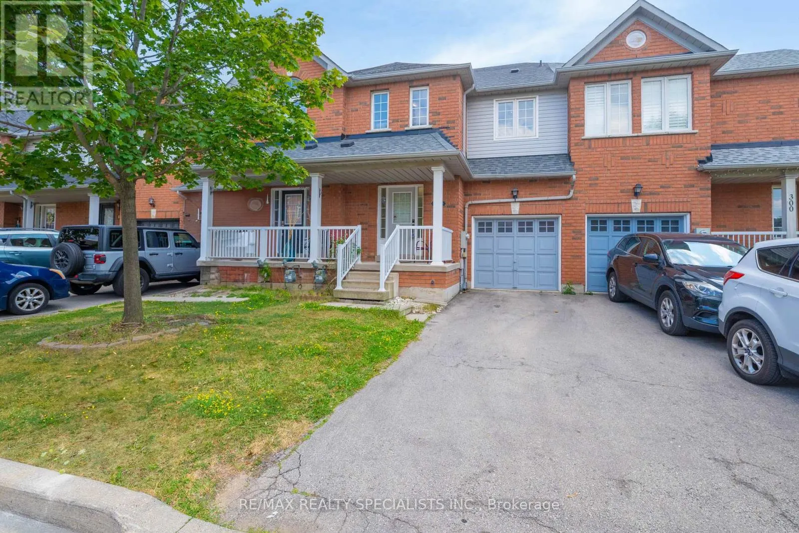 302 BLACK DRIVE