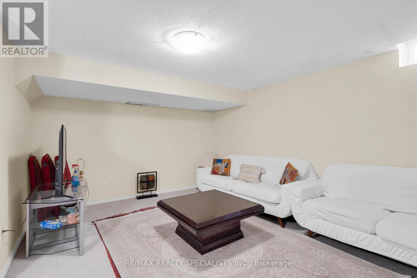 302 BLACK DRIVE