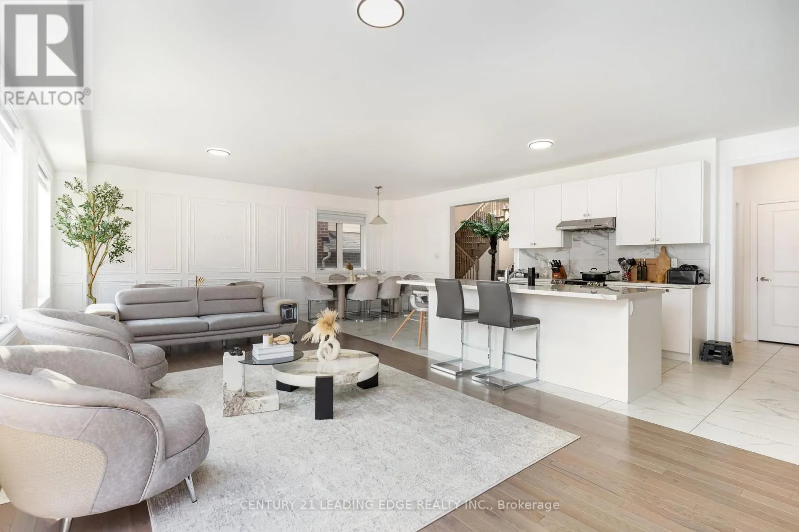 35 PETCH AVENUE