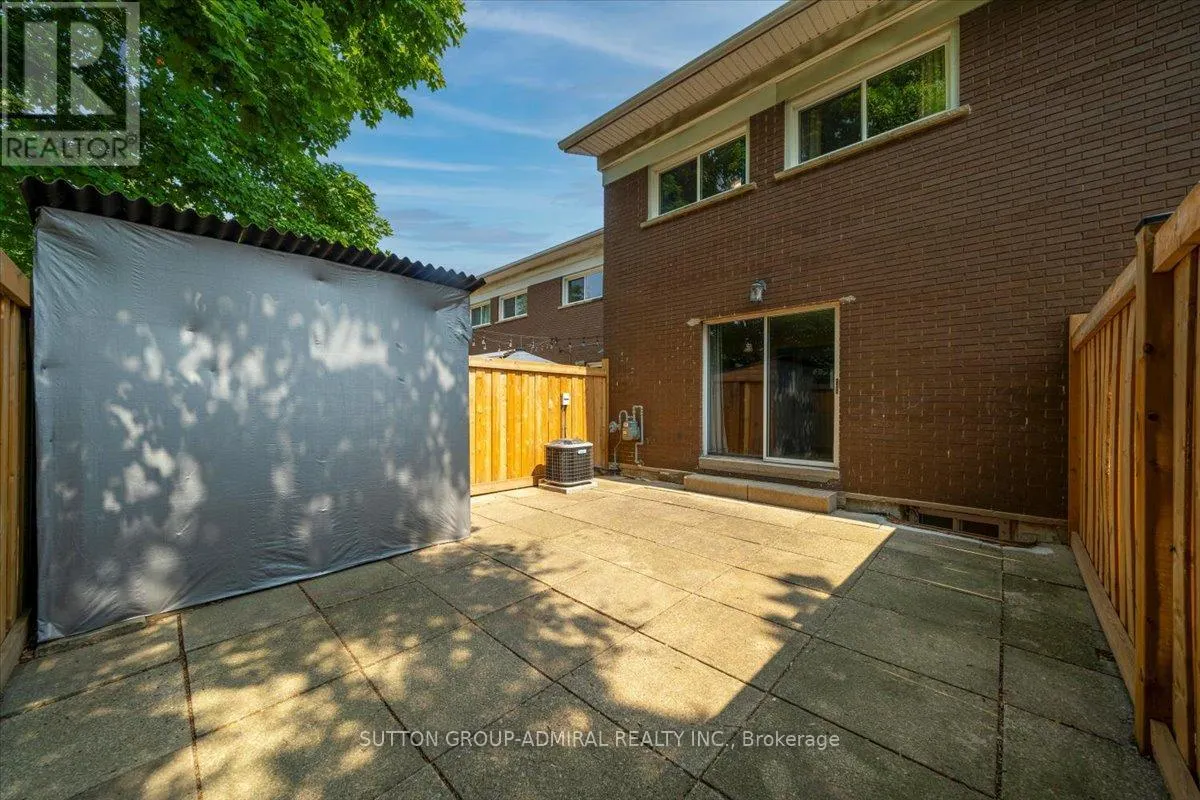 2 - 1159 NOTTINGHAM AVENUE