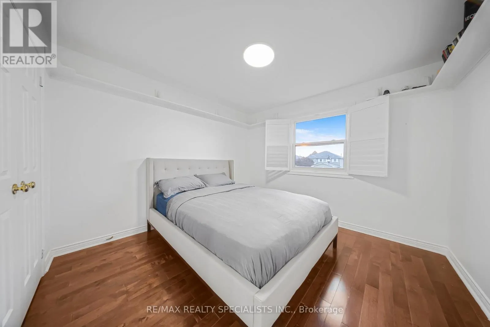 47 WHITBREAD AVENUE