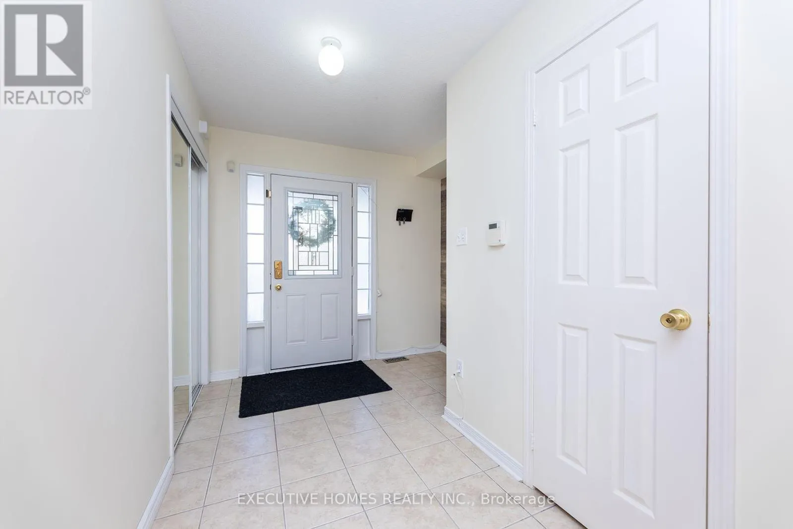416 HOBBS CRESCENT