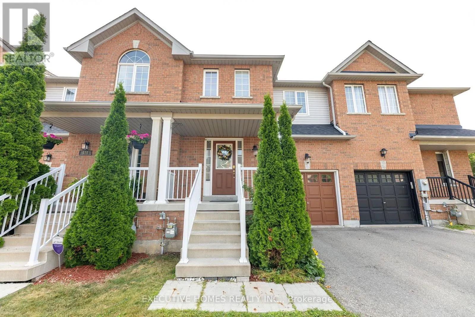416 HOBBS CRESCENT