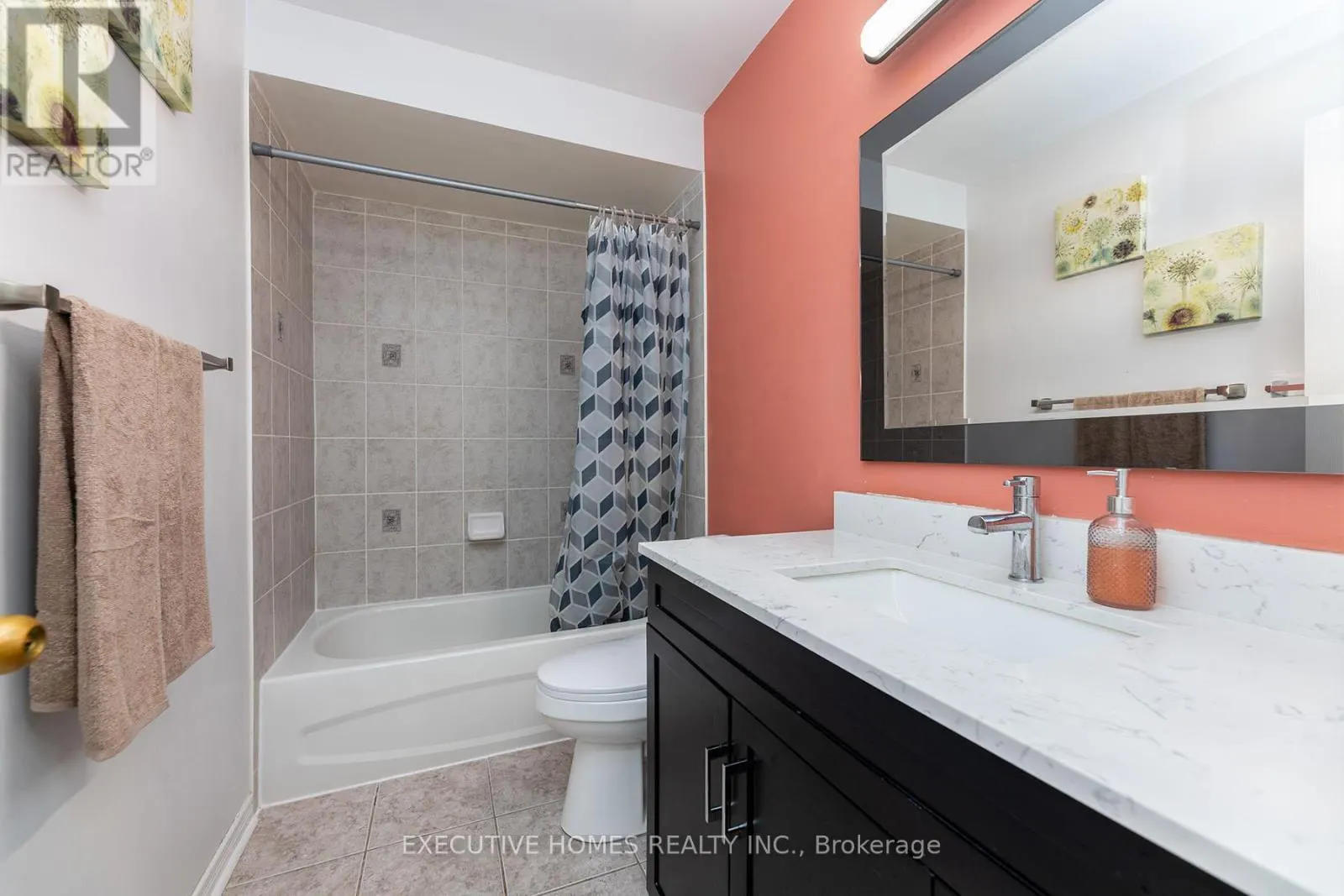 416 HOBBS CRESCENT