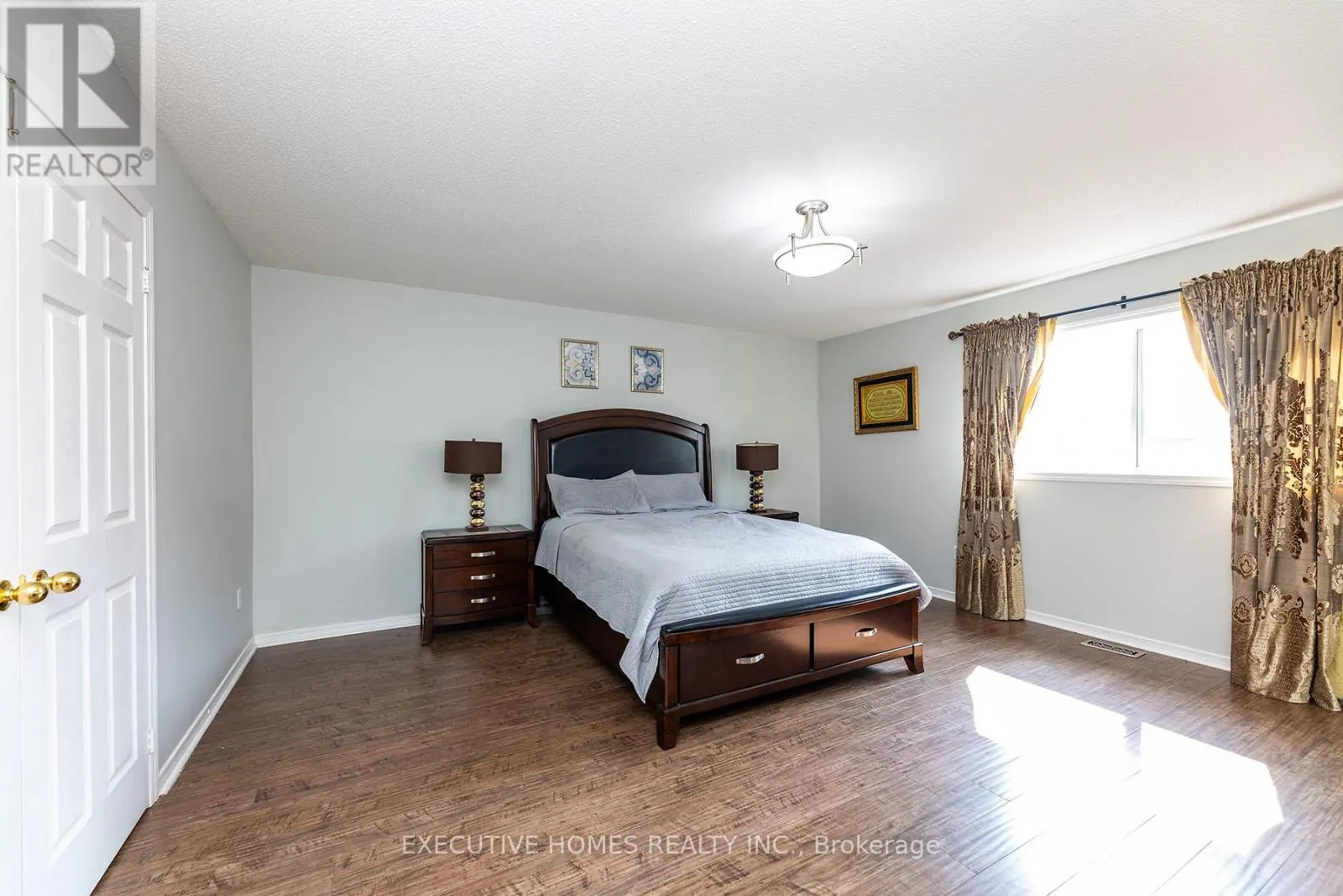416 HOBBS CRESCENT