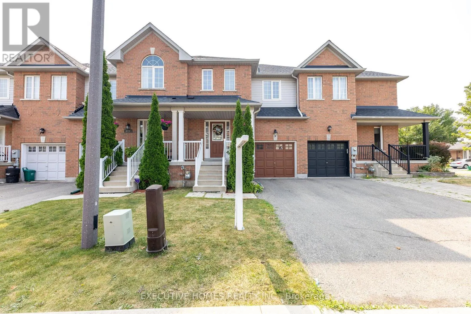 416 HOBBS CRESCENT