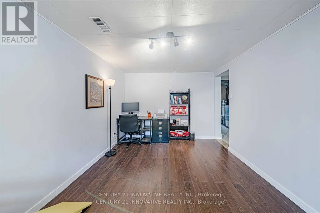 1534 WESTMINSTER PLACE
