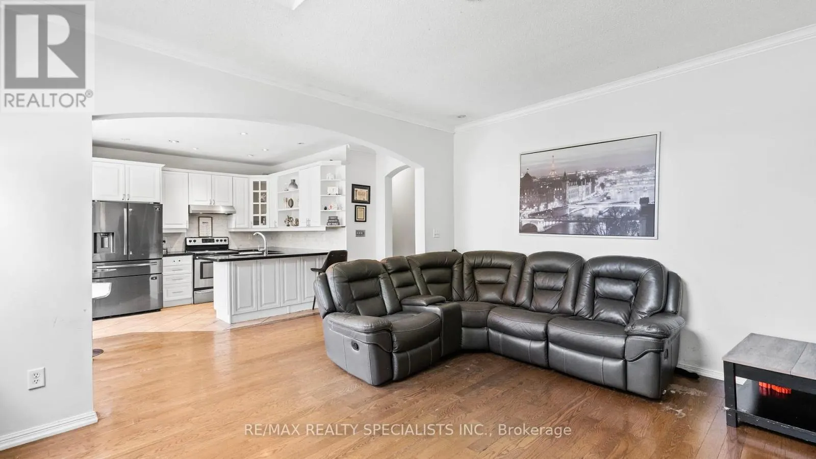 923 MCNEIL DRIVE