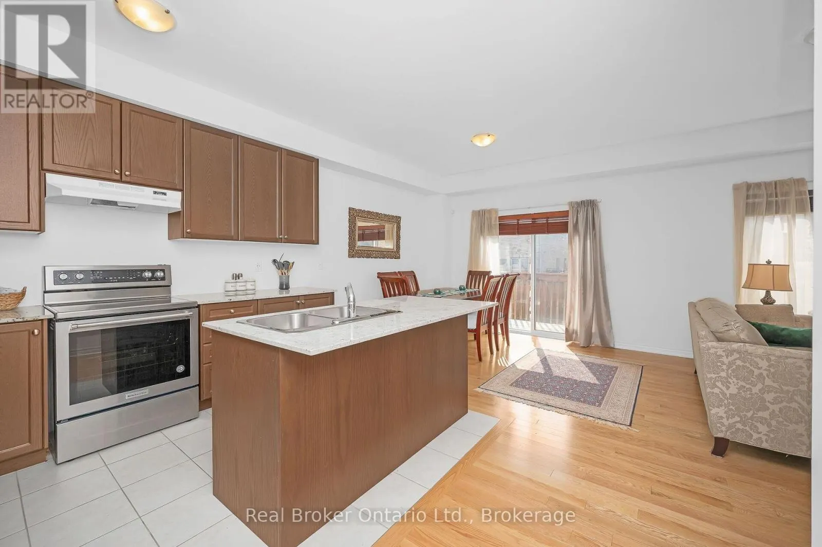 3900 KOENIG ROAD