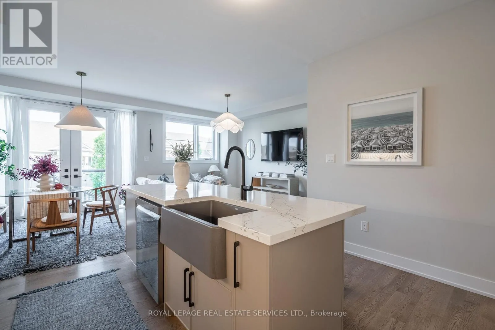 24 - 2273 TURNBERRY ROAD