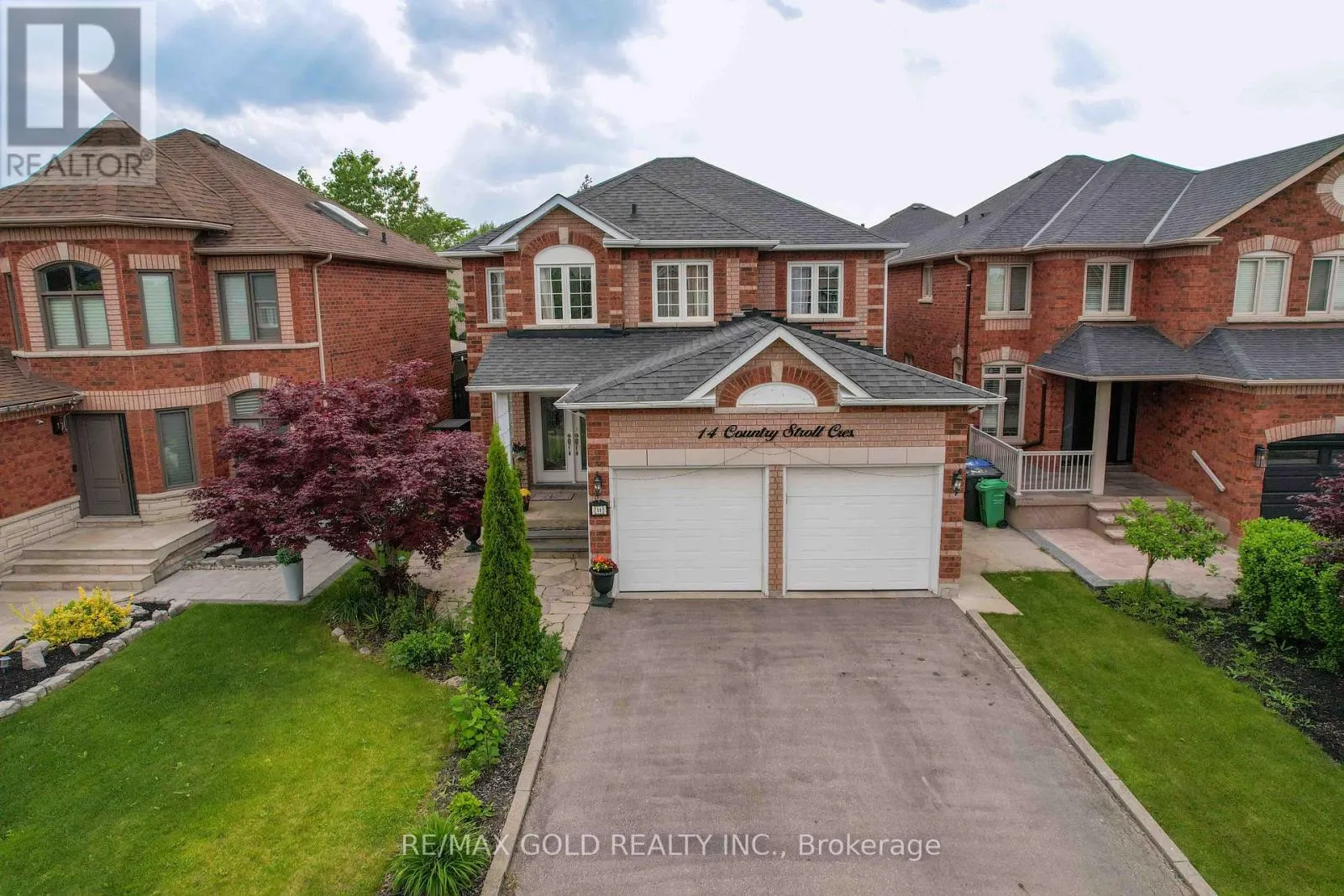 14 COUNTRY STROLL CRESCENT