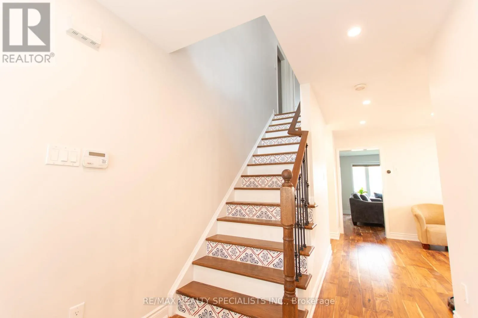 929 PHILBROOK DRIVE