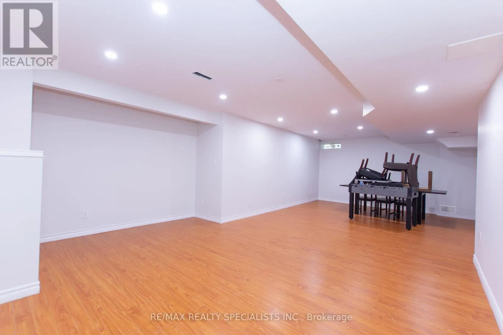 929 PHILBROOK DRIVE