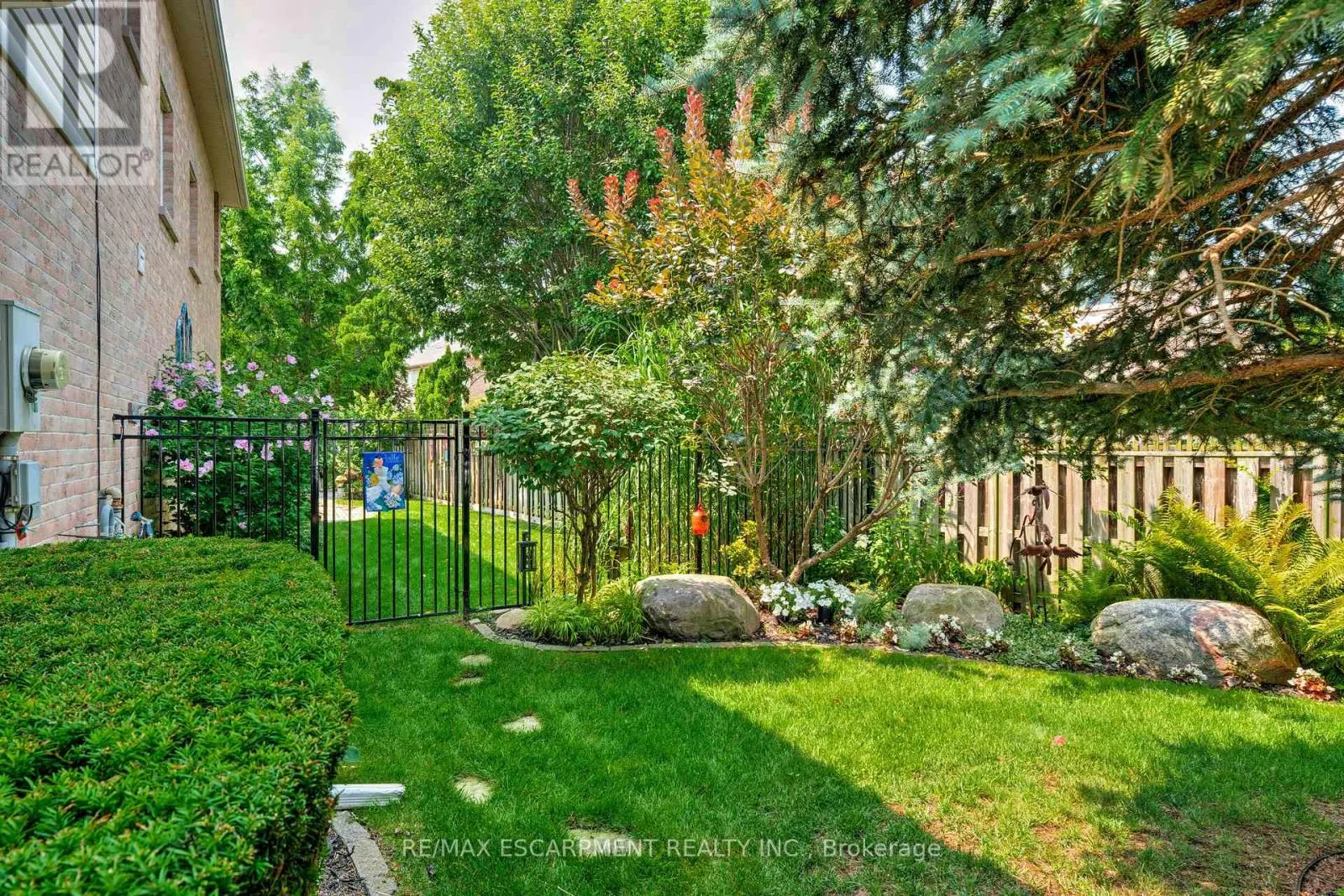 40 - 2511 BOROS ROAD