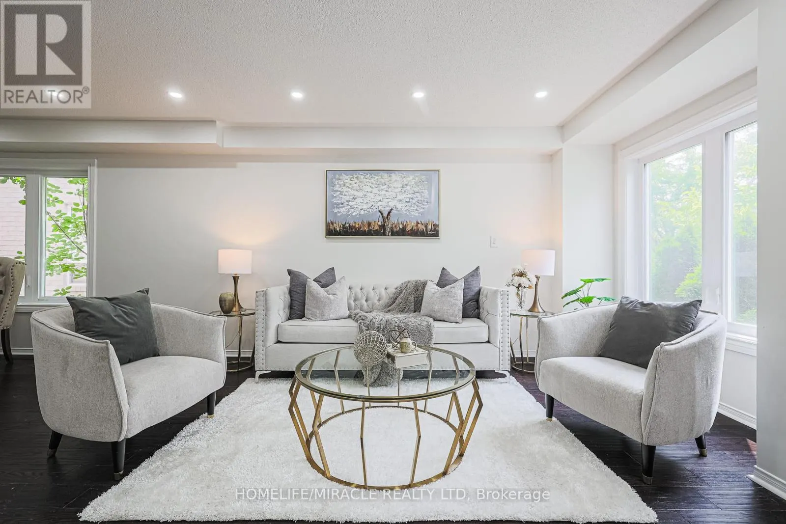 1204 FOX CRESCENT
