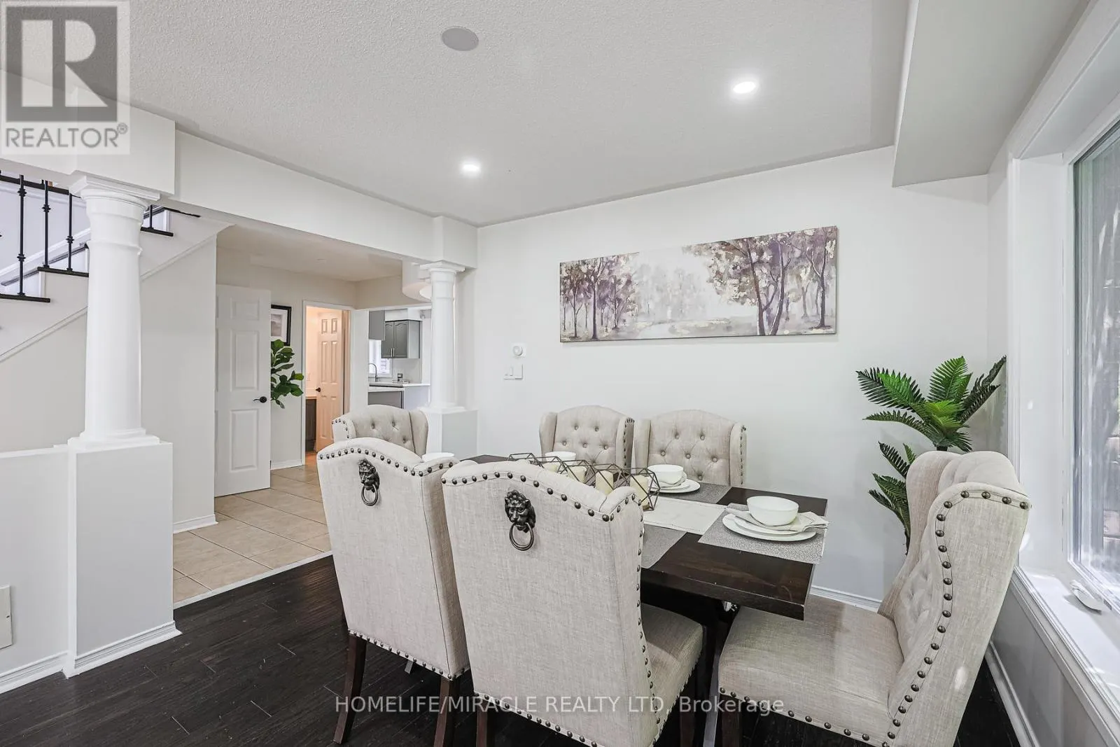 1204 FOX CRESCENT