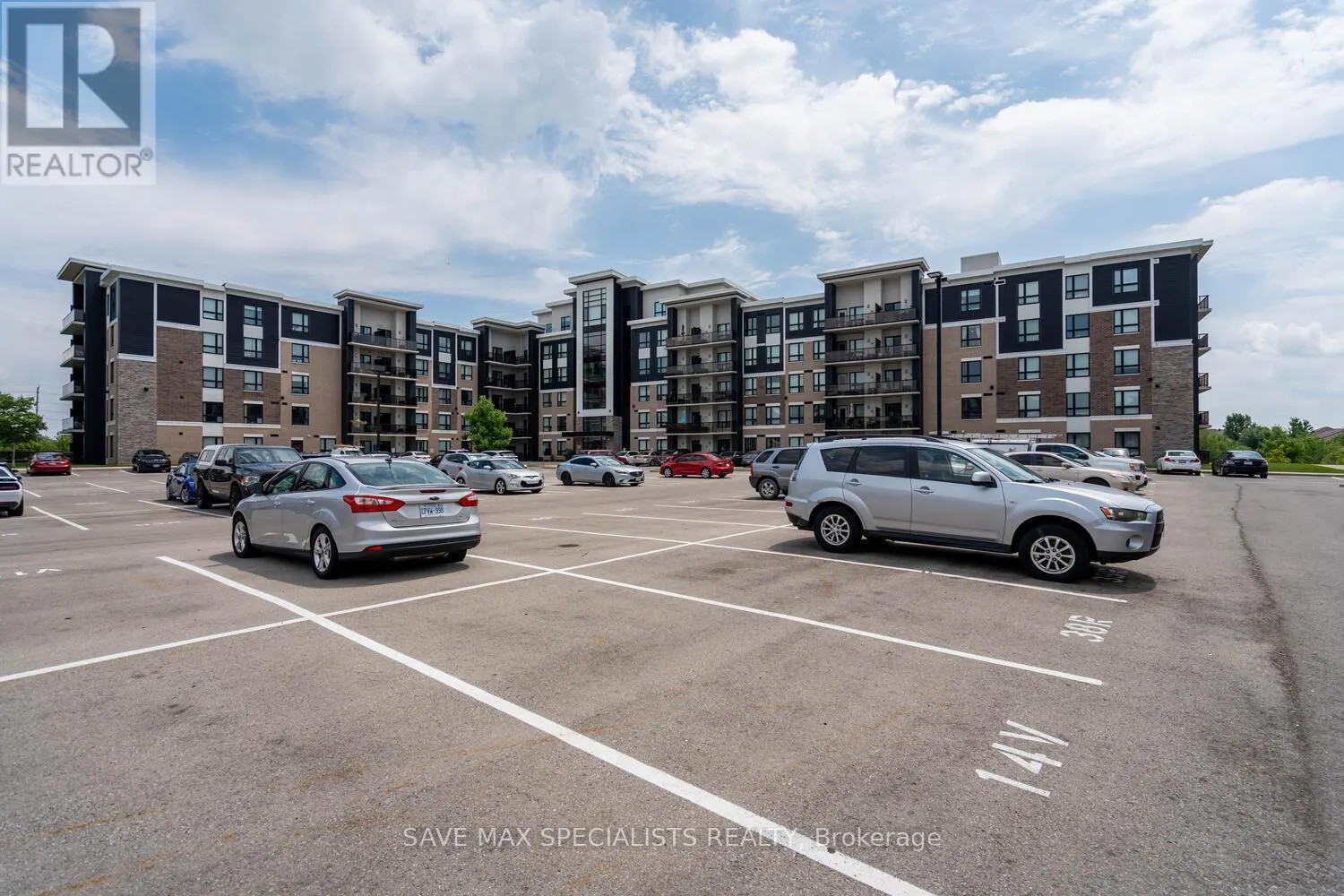 422 - 640 SAUVE STREET