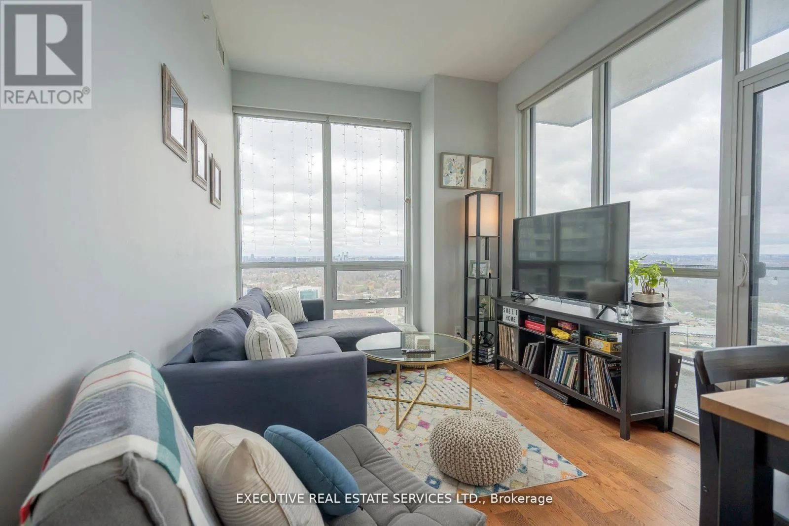 LPH07 - 2200 LAKESHORE BOULEVARD W