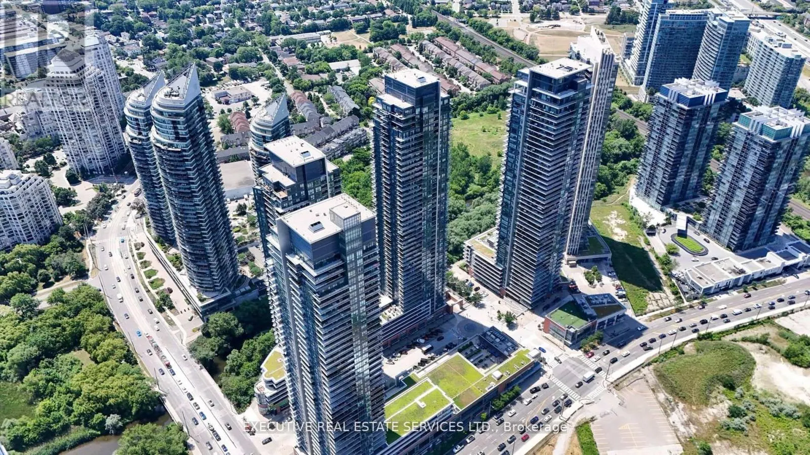 LPH07 - 2200 LAKESHORE BOULEVARD W