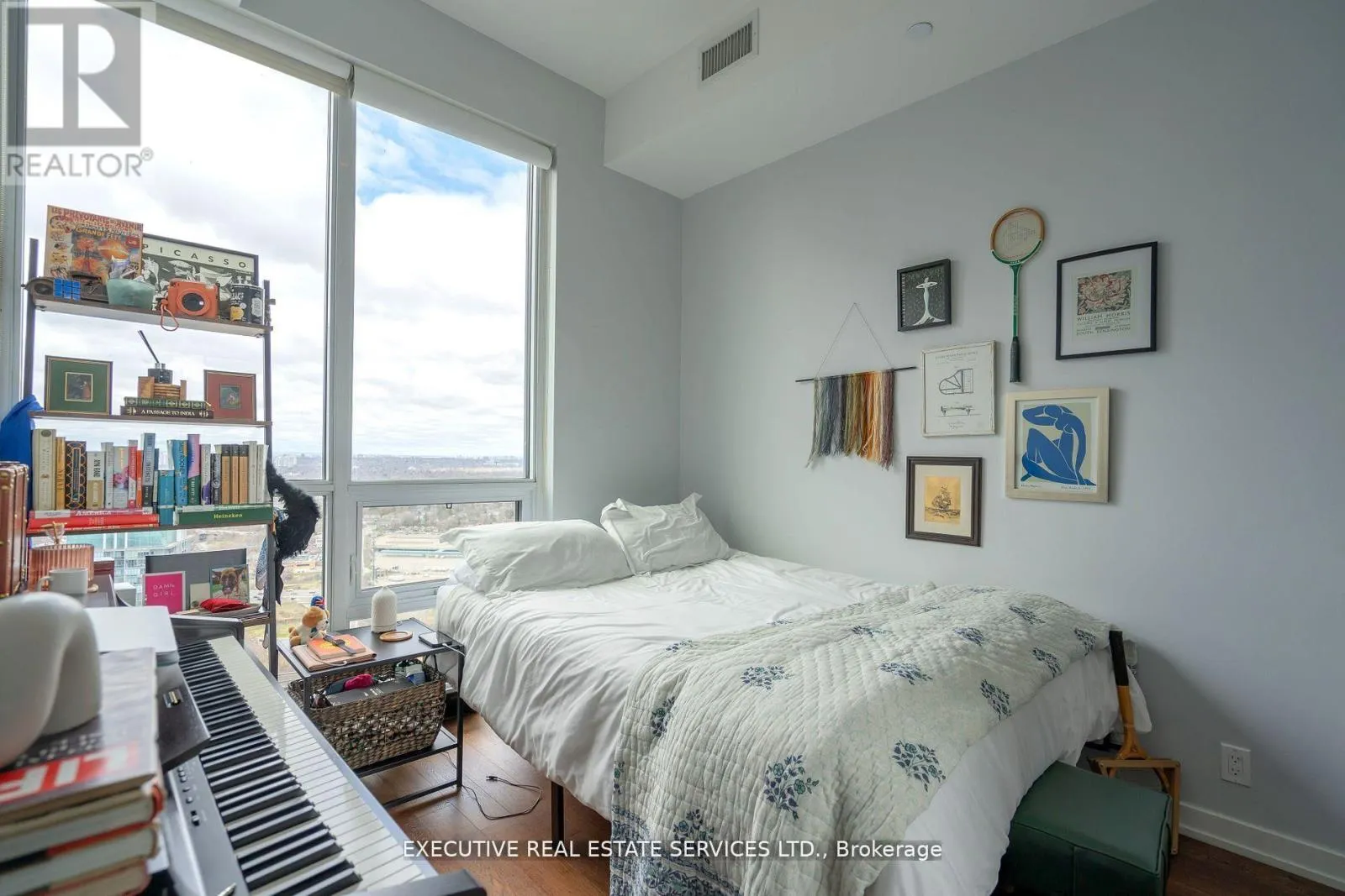 LPH07 - 2200 LAKESHORE BOULEVARD W