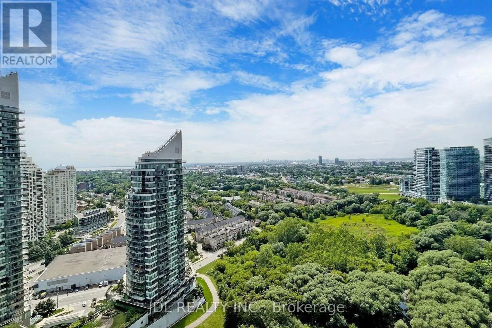 3206 - 2212 LAKESHORE BOULEVARD W