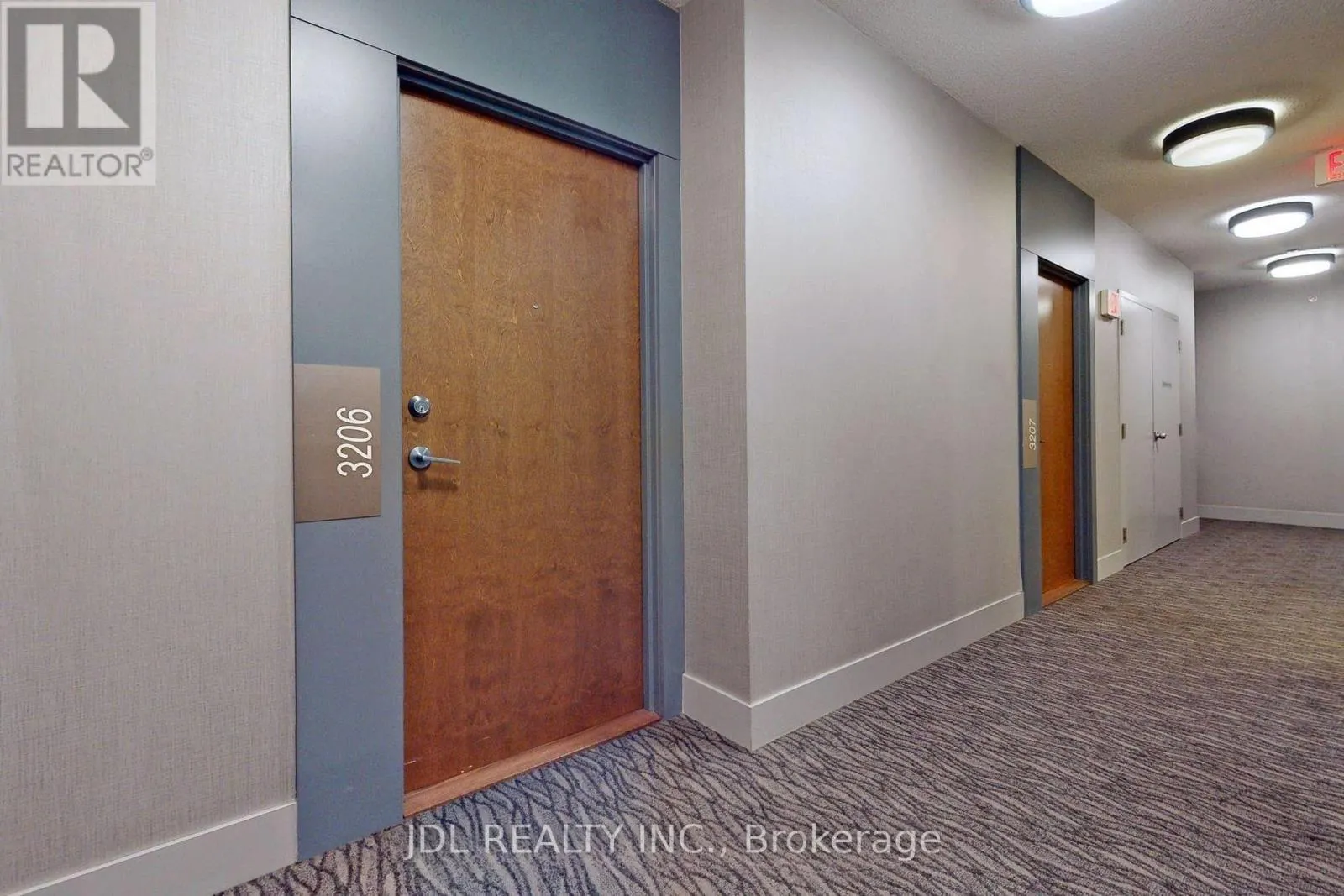 3206 - 2212 LAKESHORE BOULEVARD W