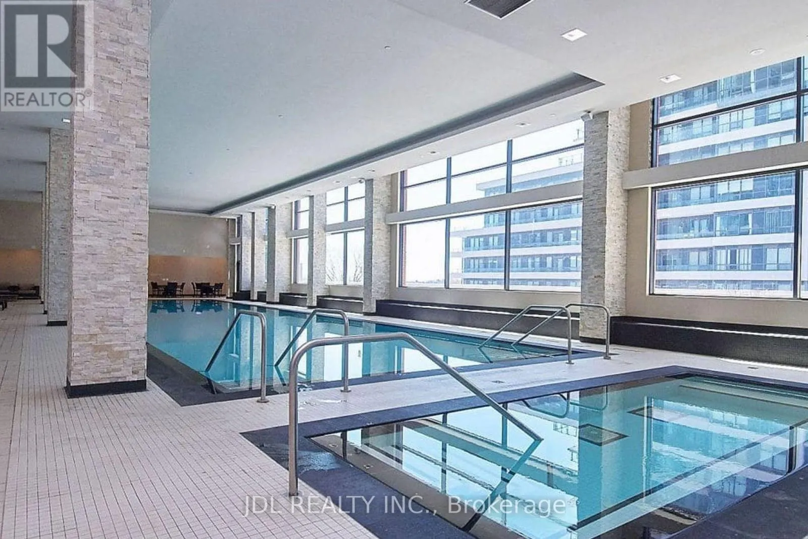 3206 - 2212 LAKESHORE BOULEVARD W