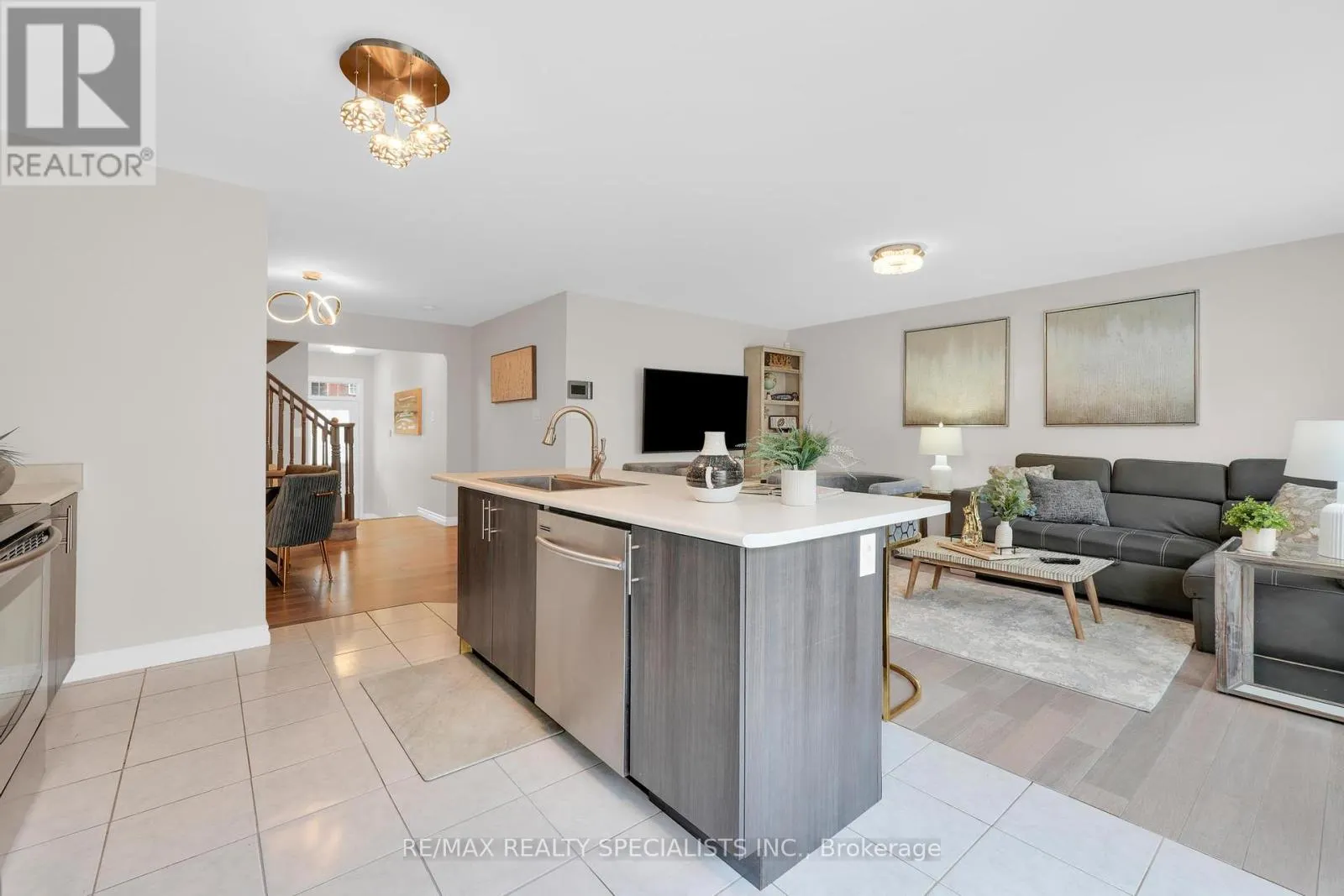 307 CHUCHMACH CLOSE