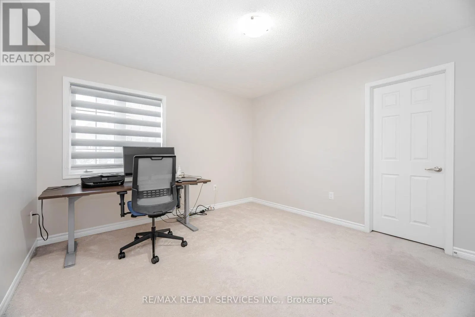 43 CIRRUS CRESCENT