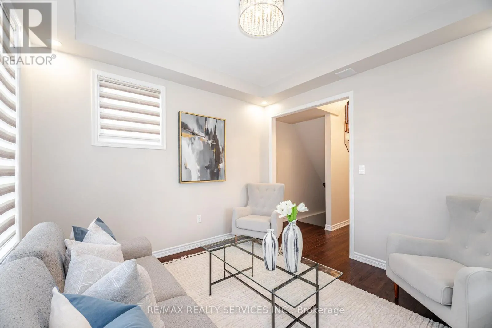 43 CIRRUS CRESCENT
