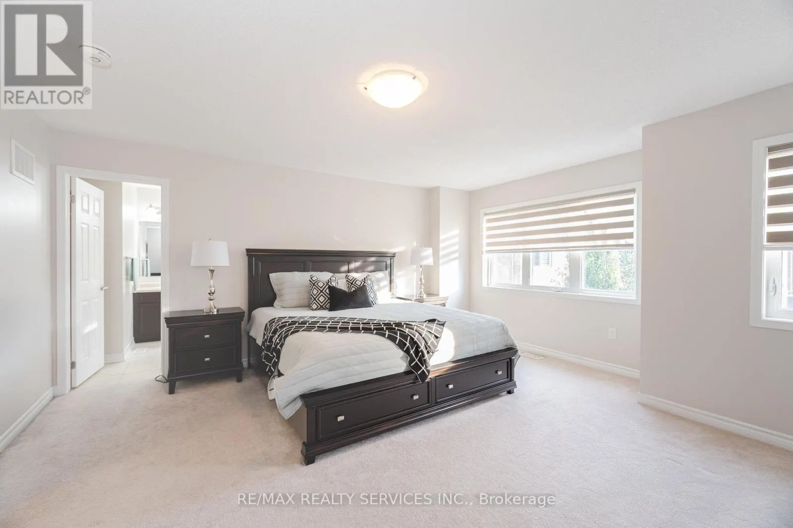 43 CIRRUS CRESCENT