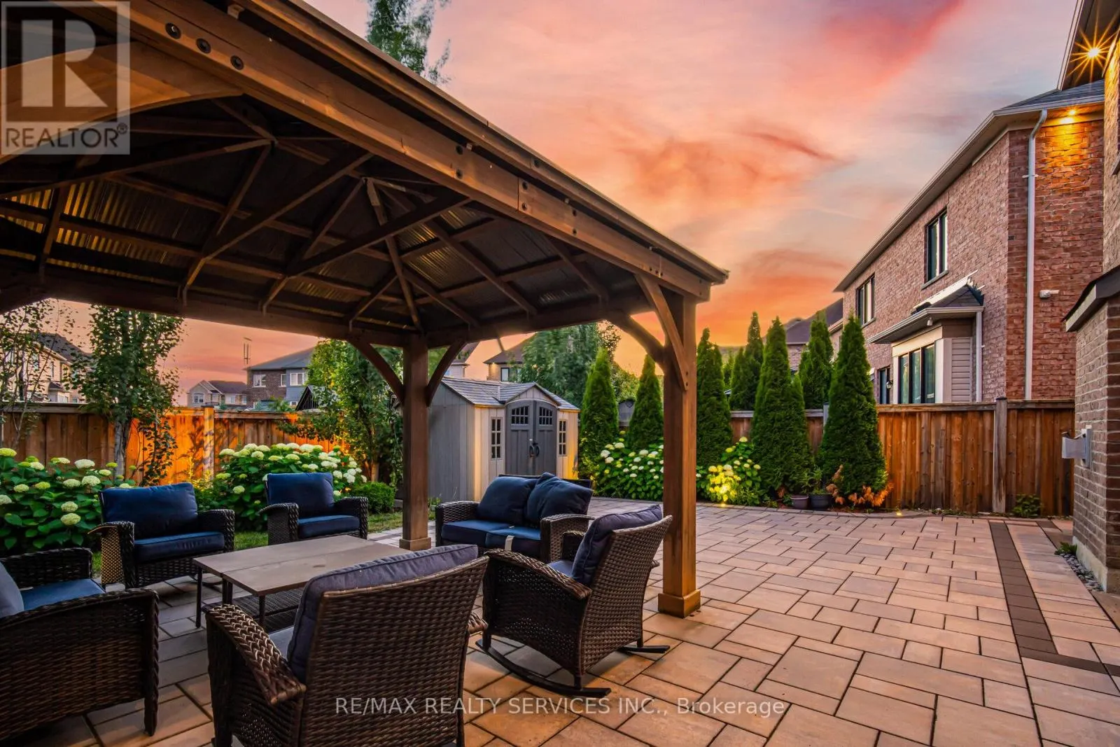 43 CIRRUS CRESCENT