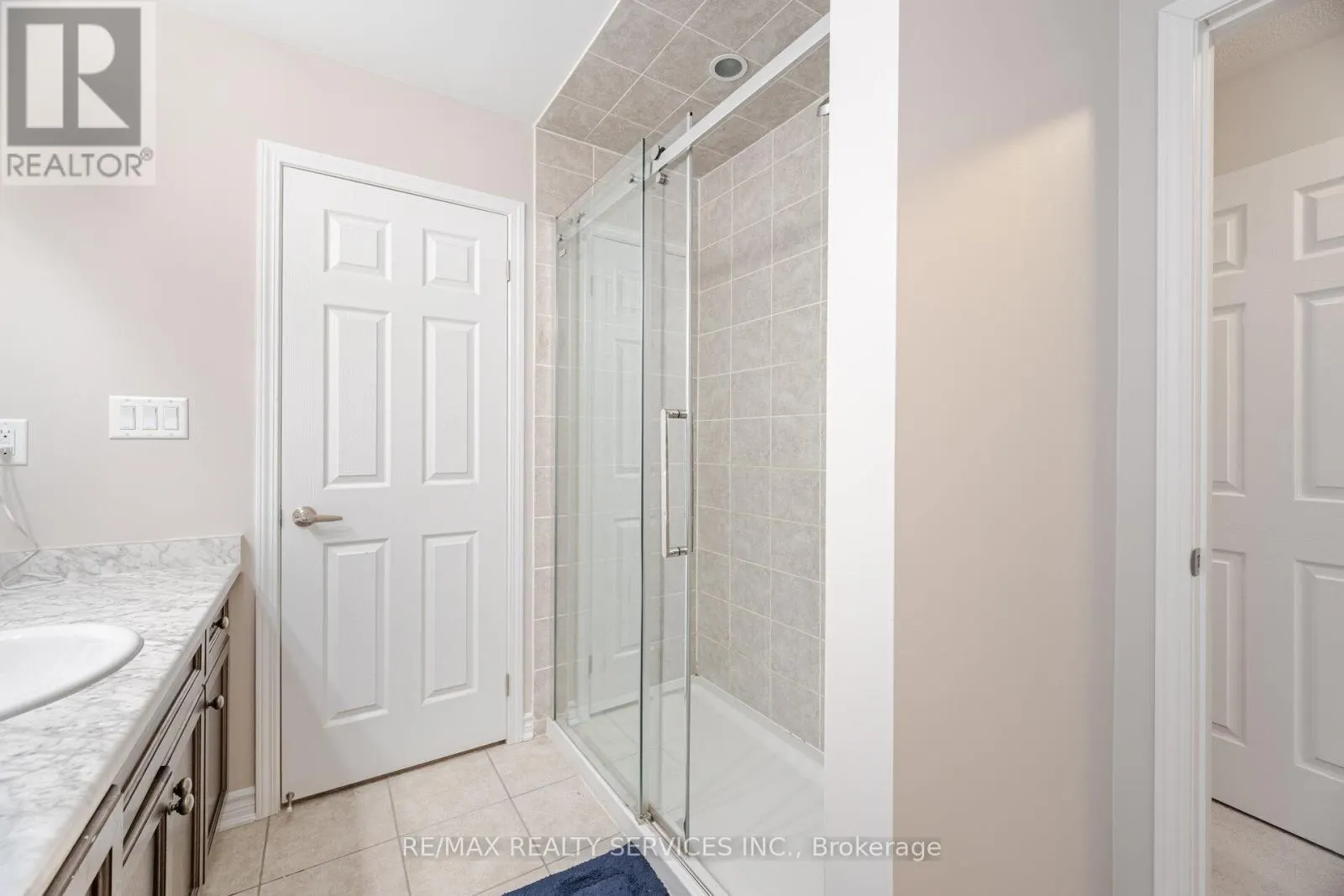 43 CIRRUS CRESCENT